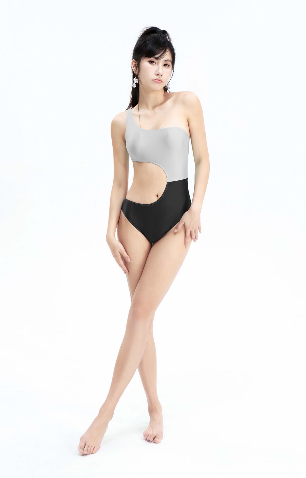 Amoresy Steropeシリーズ カラーマッチング 競泳水着 ハイレグ