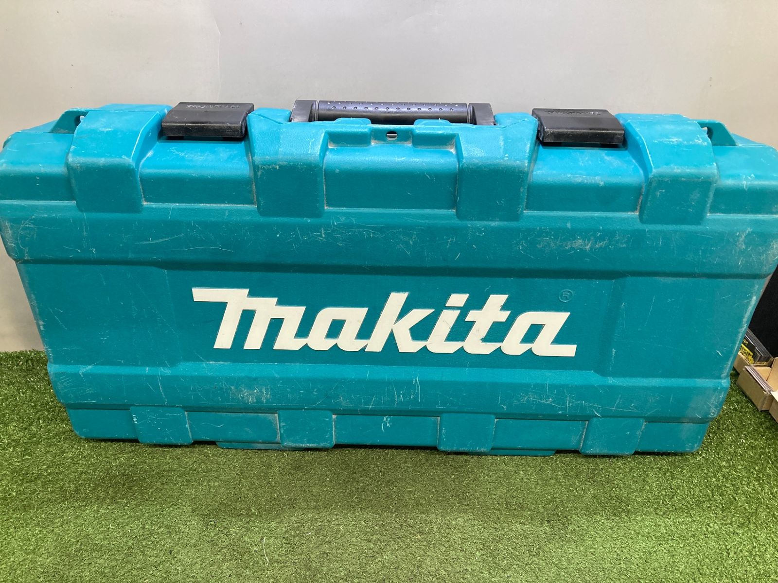 makita