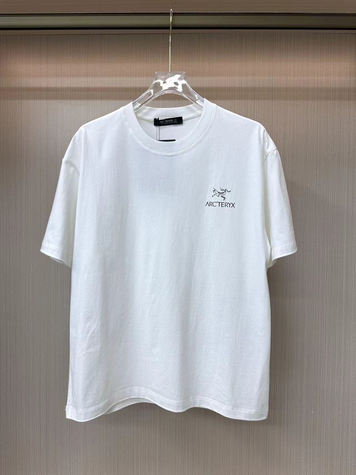 新品 ARC'TERYX アークテリク Tシャツ 半袖 反射ロゴ