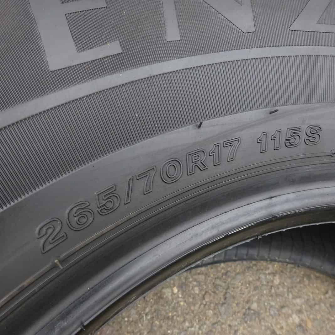 265|70R17 115S