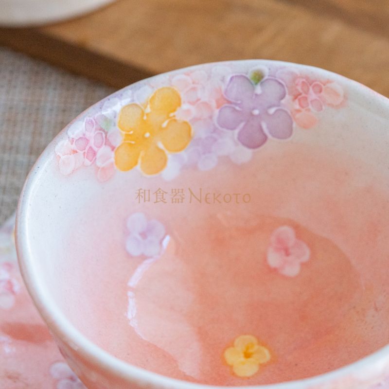 日本製工房「風花」瀬戸焼 小花一珍・紅 コーヒー碗皿カップ