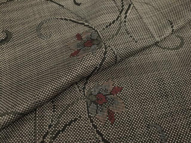 平和屋着物 本場大島紬 古代染色純泥染 7マルキ 重田実英 洋花文 証紙付き 正絹 DAAW5677ud