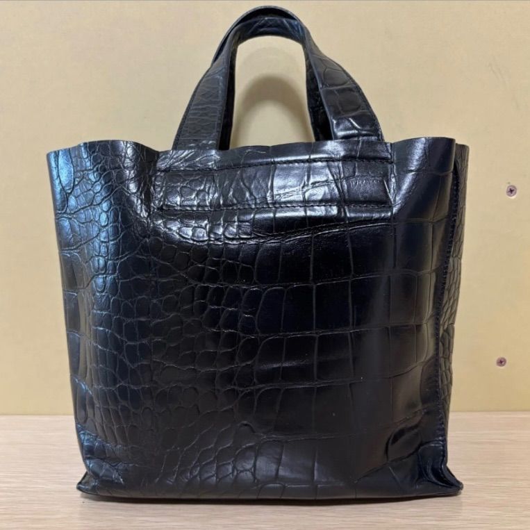 ⭐️新品タグ付きFURLA ハンドバック　クロコ　レザー　ブラック fit=scale-down,w=1200