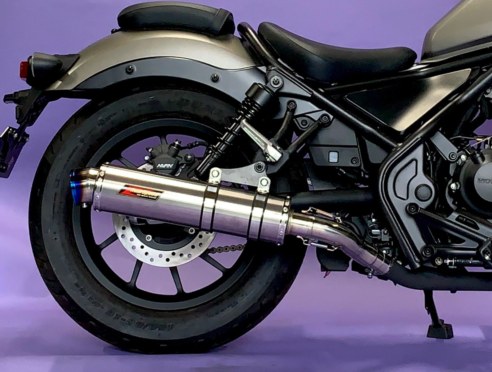 レブル250 REBEL 2BK-MC49 メテオ チタン マフラースリップオン レブル250 ( 2BK-MC49 ) メテオ チタン マフラー スリップオン - メルカリ