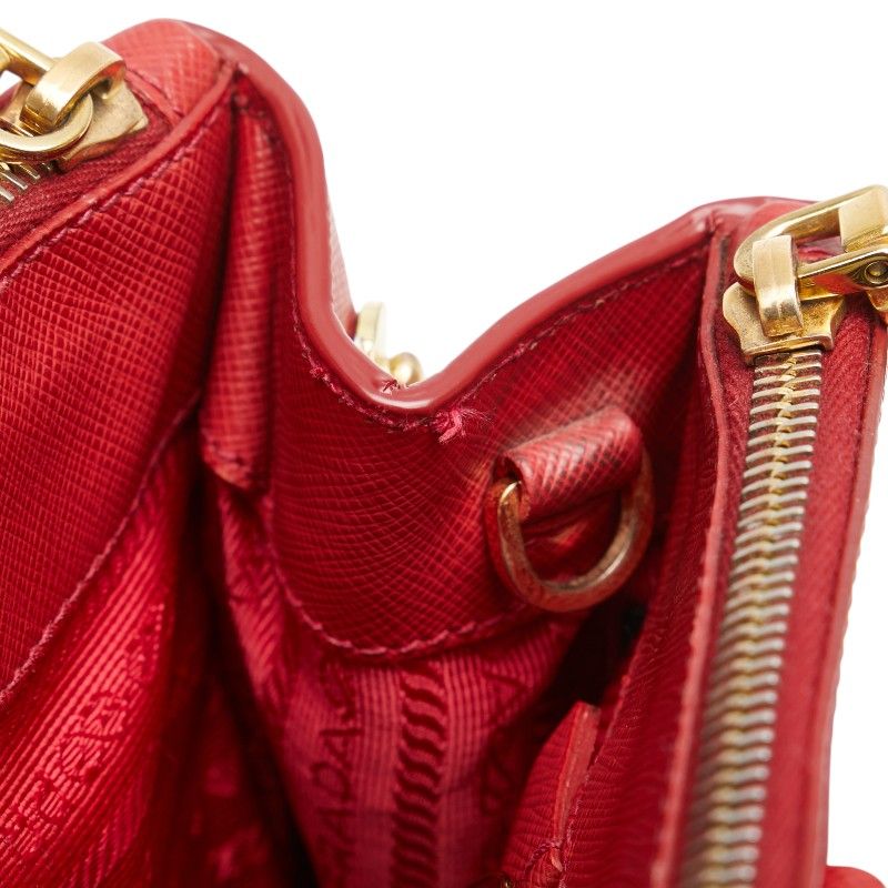 プラダ ガレリア 三角ロゴプレート ハンドバッグ ショルダーバッグ  