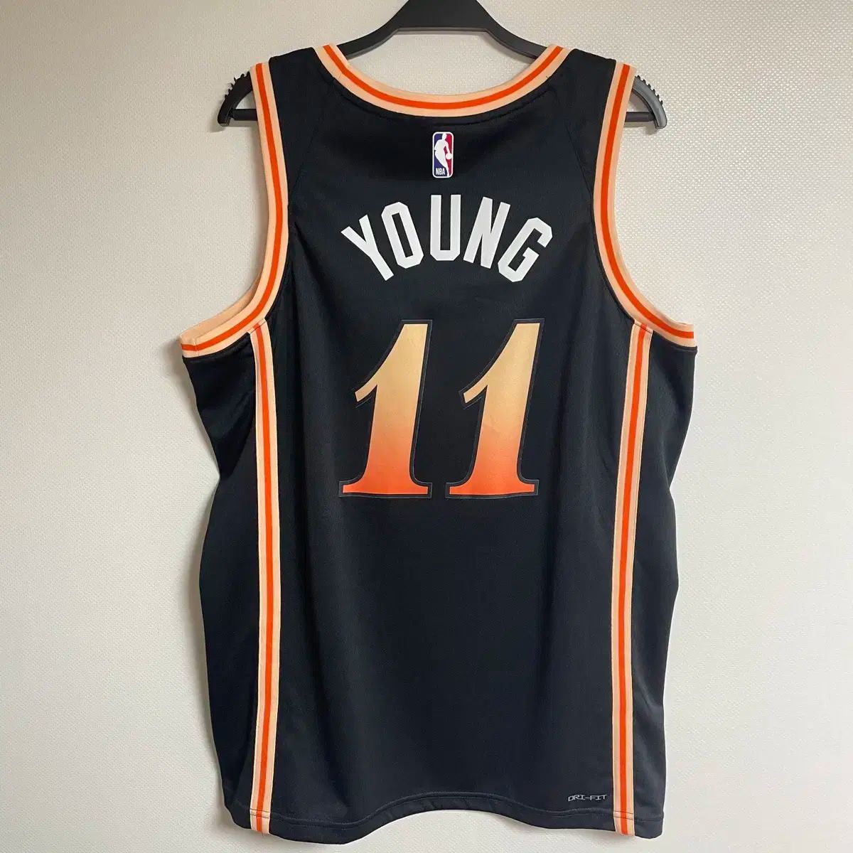 22 ー 23 アトランタ ホークス Swingman スウィングマン ピーチツリー トレイ ヤング 販売