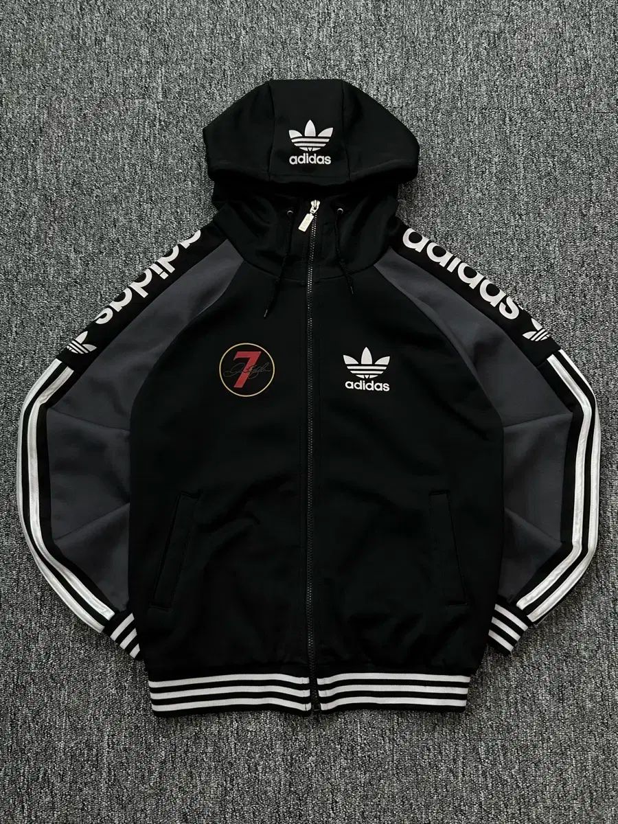 ジップアップパーカー ジャージ