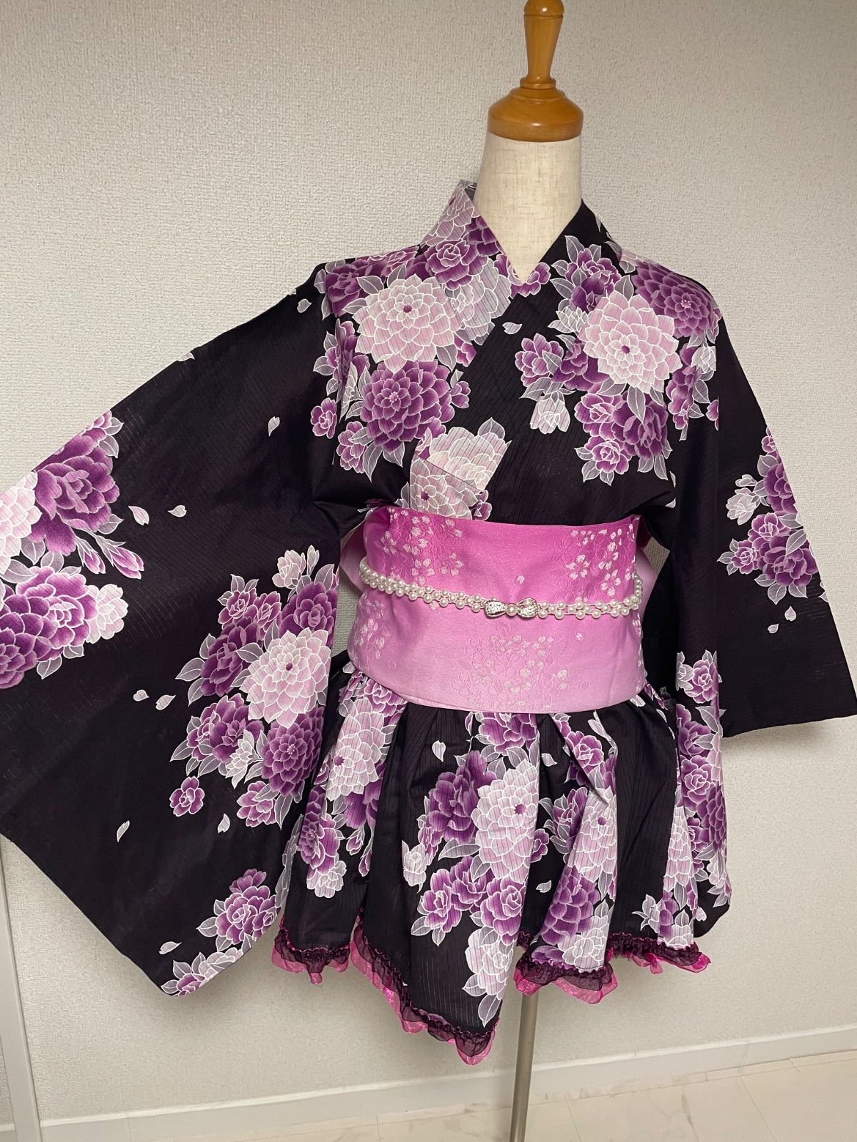 ゆかたのおへや】黒地×紫の姫かわ浴衣ドレス 大人浴衣ドレス