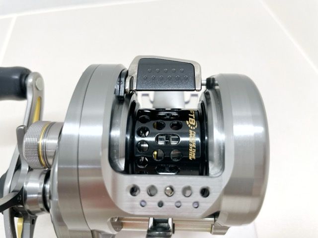 脱力の SHIMANO シマノ 17 カルカッタコンクエスト BFS HG 右 RE275-007