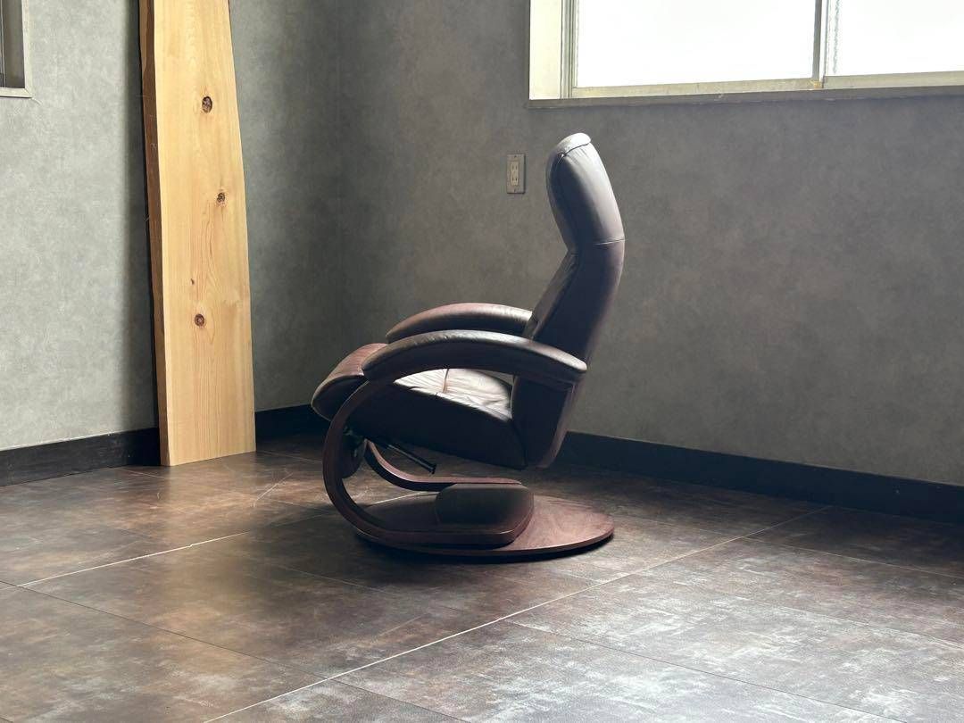 ②Hjellegjerde イエリアーダ リクライニング パーソナルソファ YZ