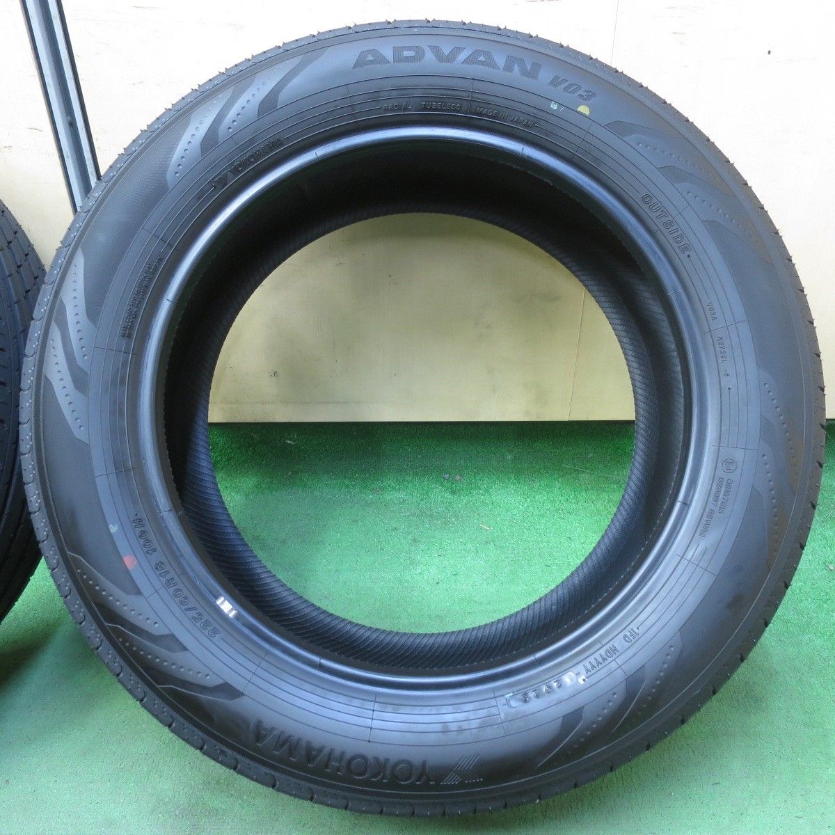 タイヤ 18インチ