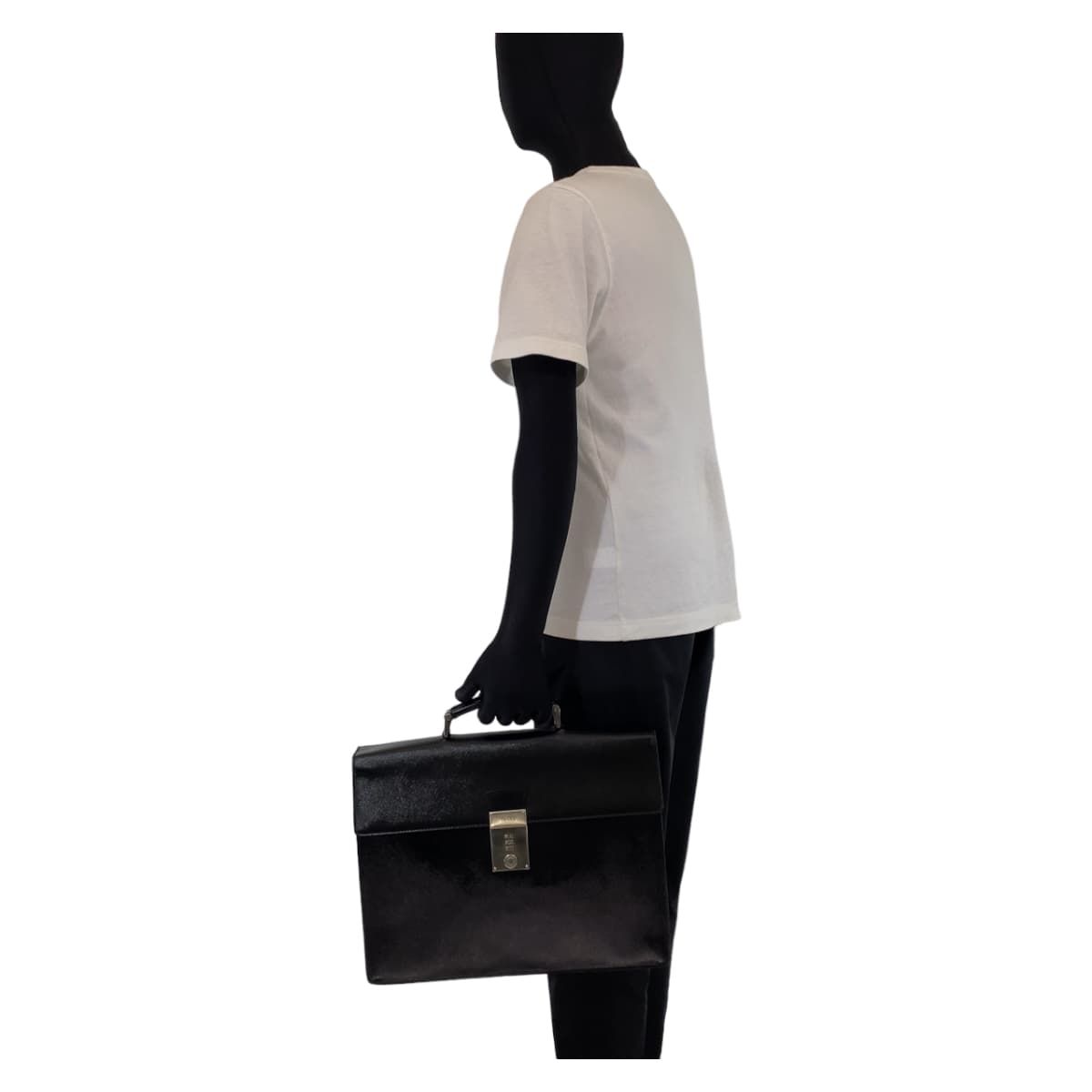 美品 PRADA プラダ サフィアーノ ブラック 黒 シルバー金具 レザー