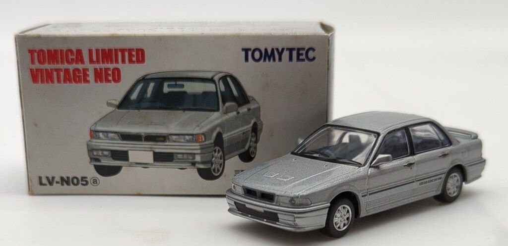 トミーテック TOMICA LIMITED VINTAGE NEO 三菱 ギャラン VR-4