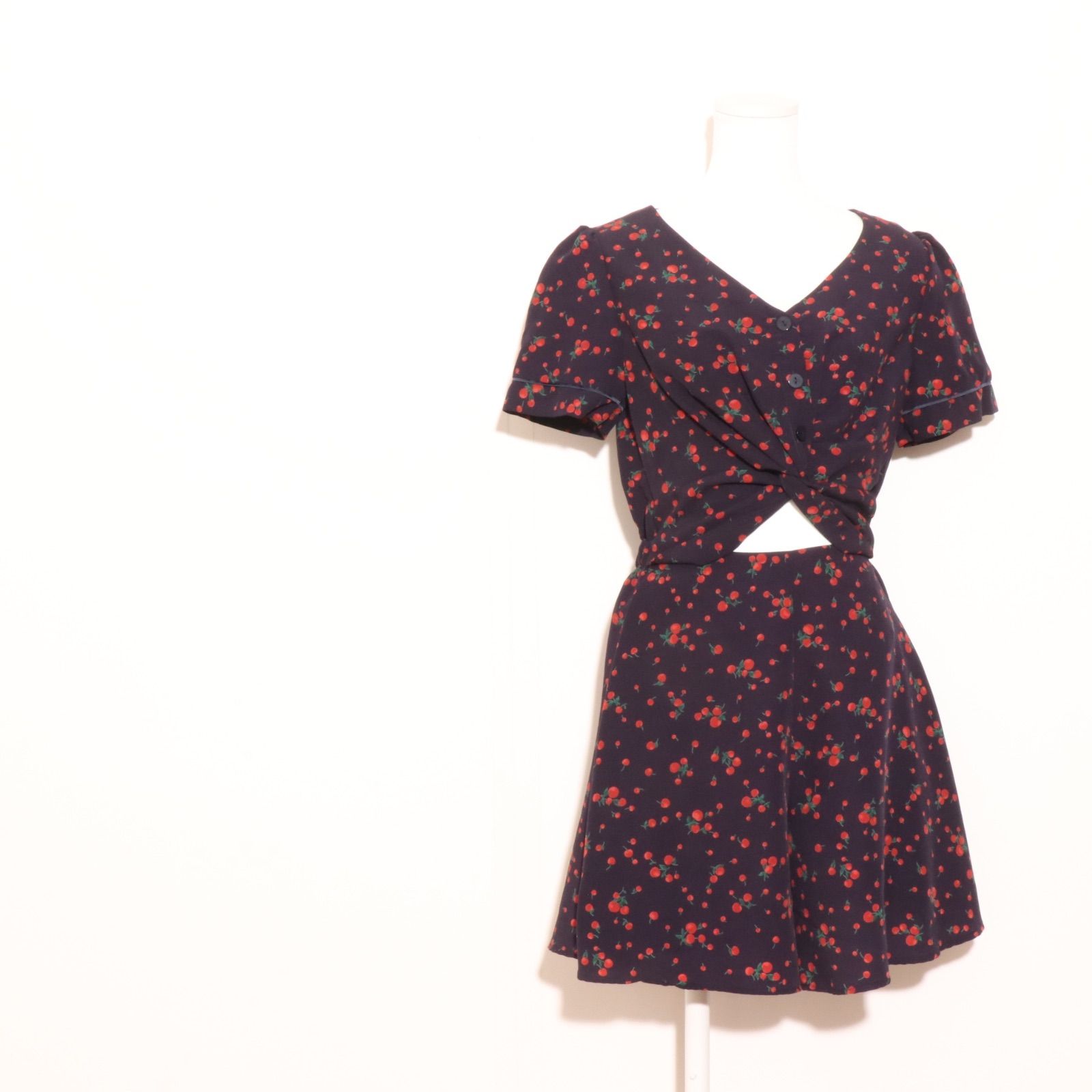 ☆美品☆ Snidel スナイデル ワンピース ミニワンピース 花柄 ツイスト 