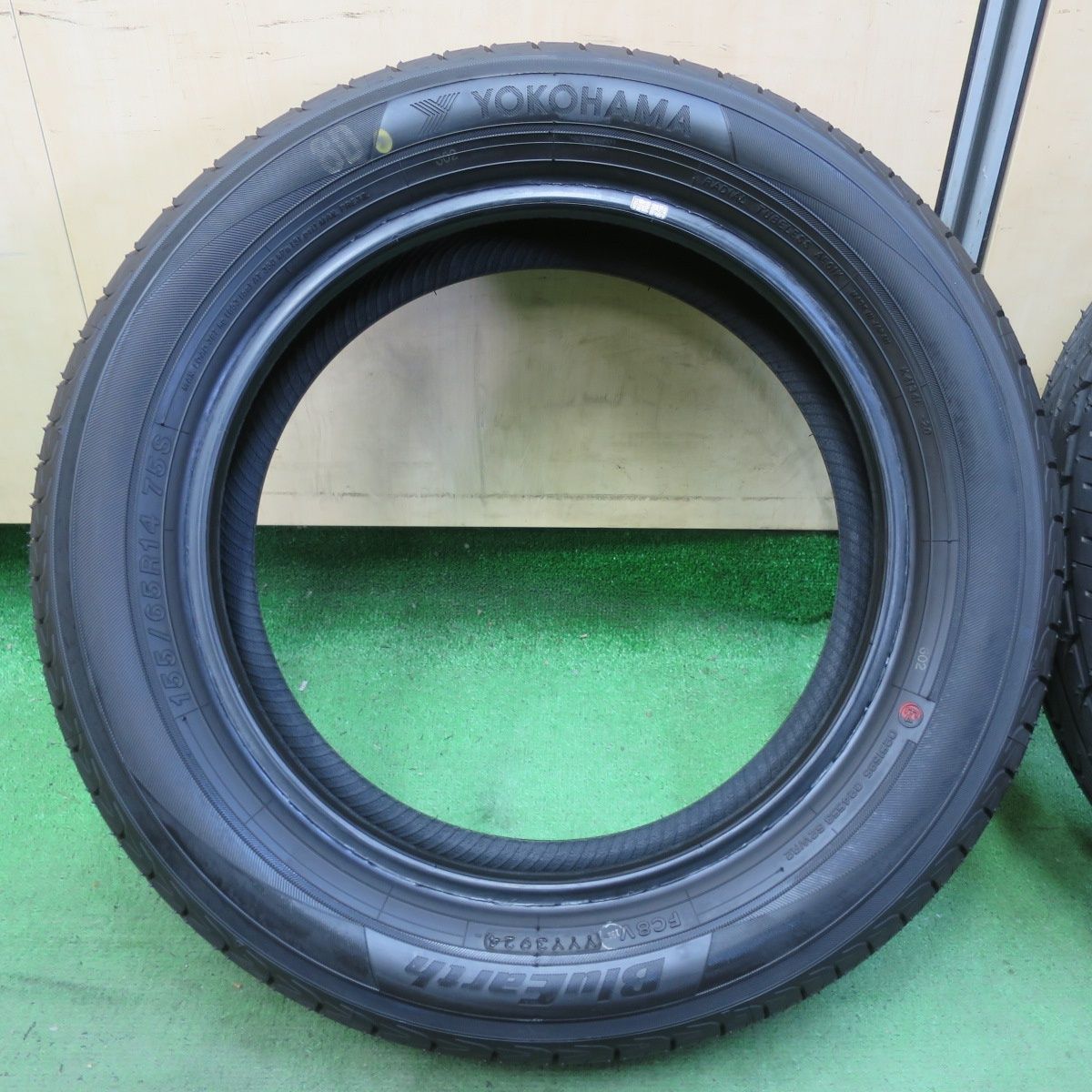 新車外し！24年☆155/65R14 ヨコハマ ブルーアース AE01K タイヤ 14 