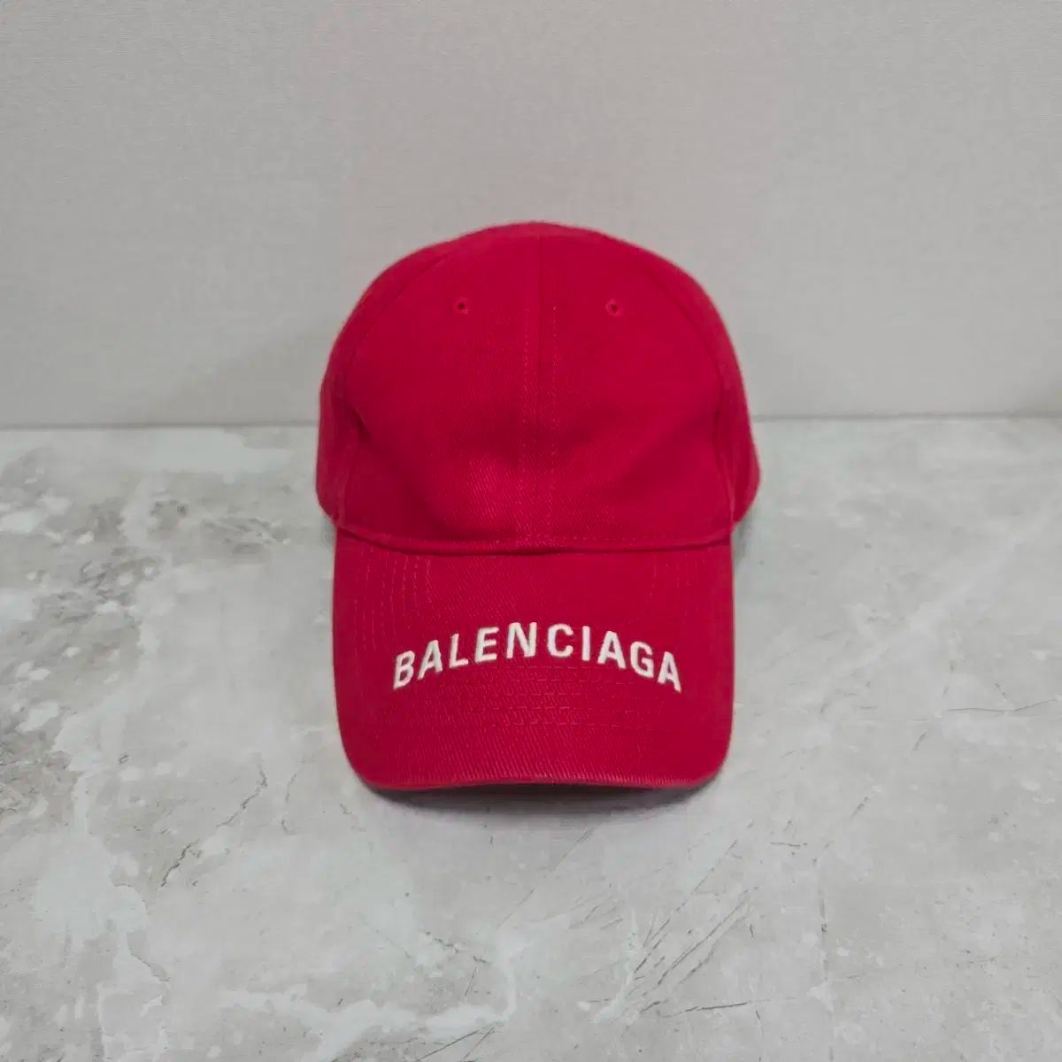 バレンシアガ ロゴ ベースボールキャップ 帽子 Lサイズ