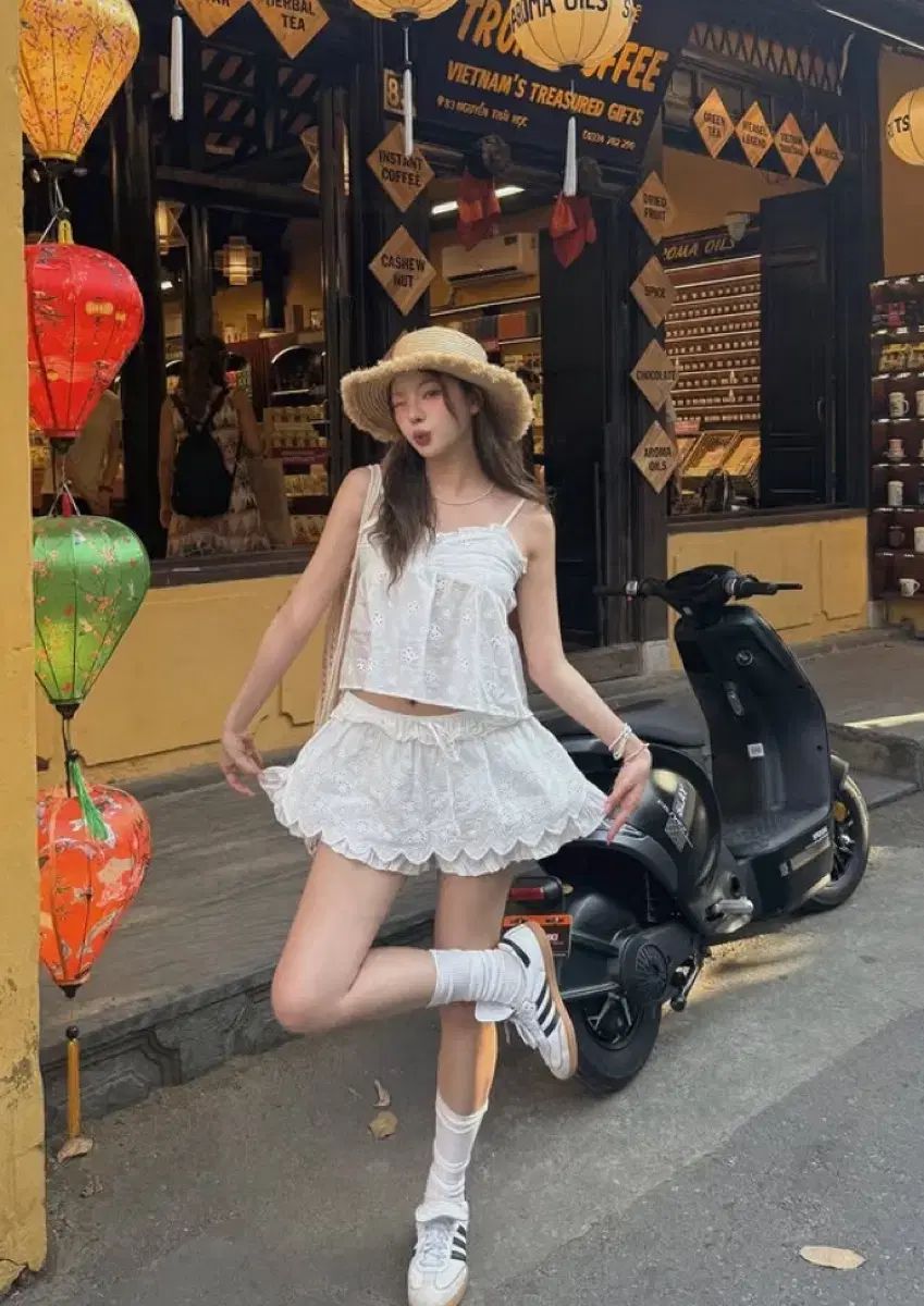 No.122 レジン ヘアゴム キーホルダー ピンバッジ 猫ねこ にゃらねこ