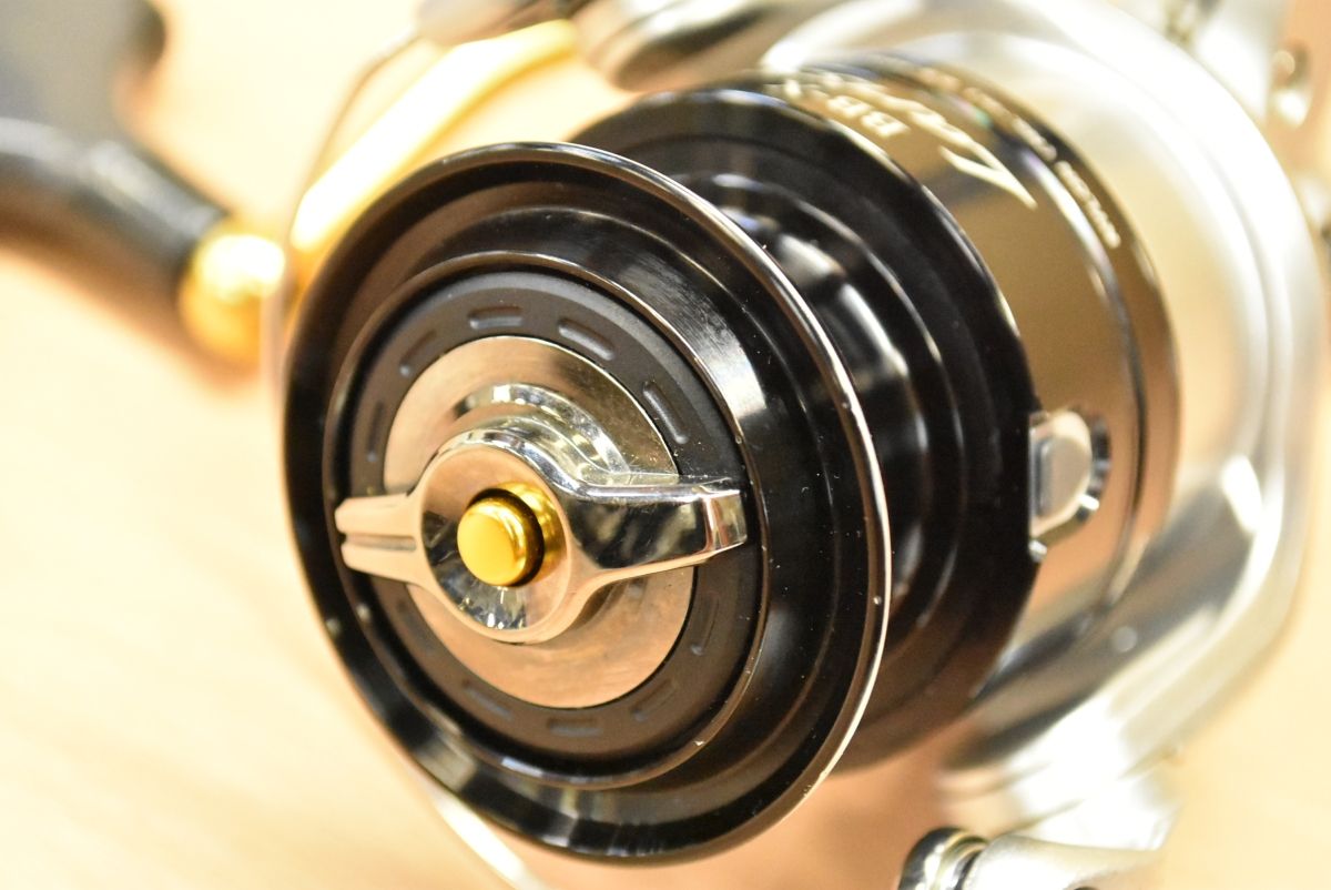 シマノ 11 BB-X ラリッサ C3000DHG SHIMANO LARISSA スピニングリール