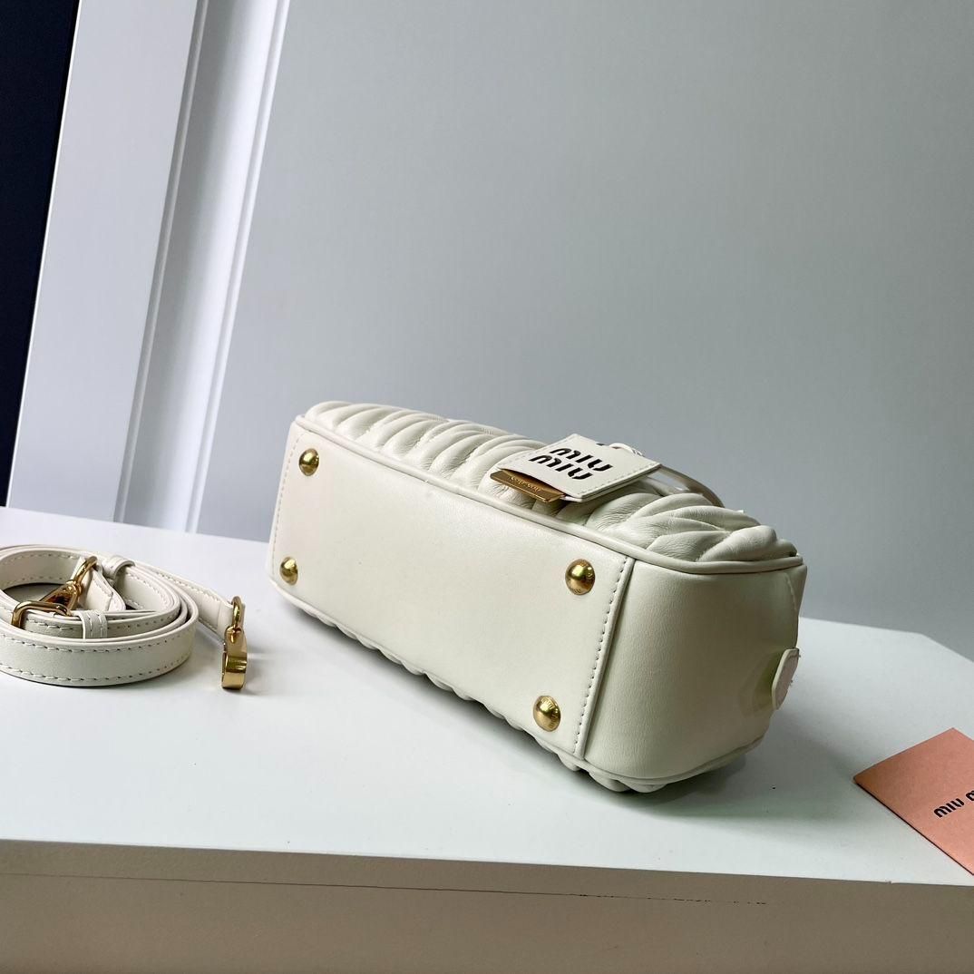 MIUMIU ショルダーバッグ-WTO輸入1