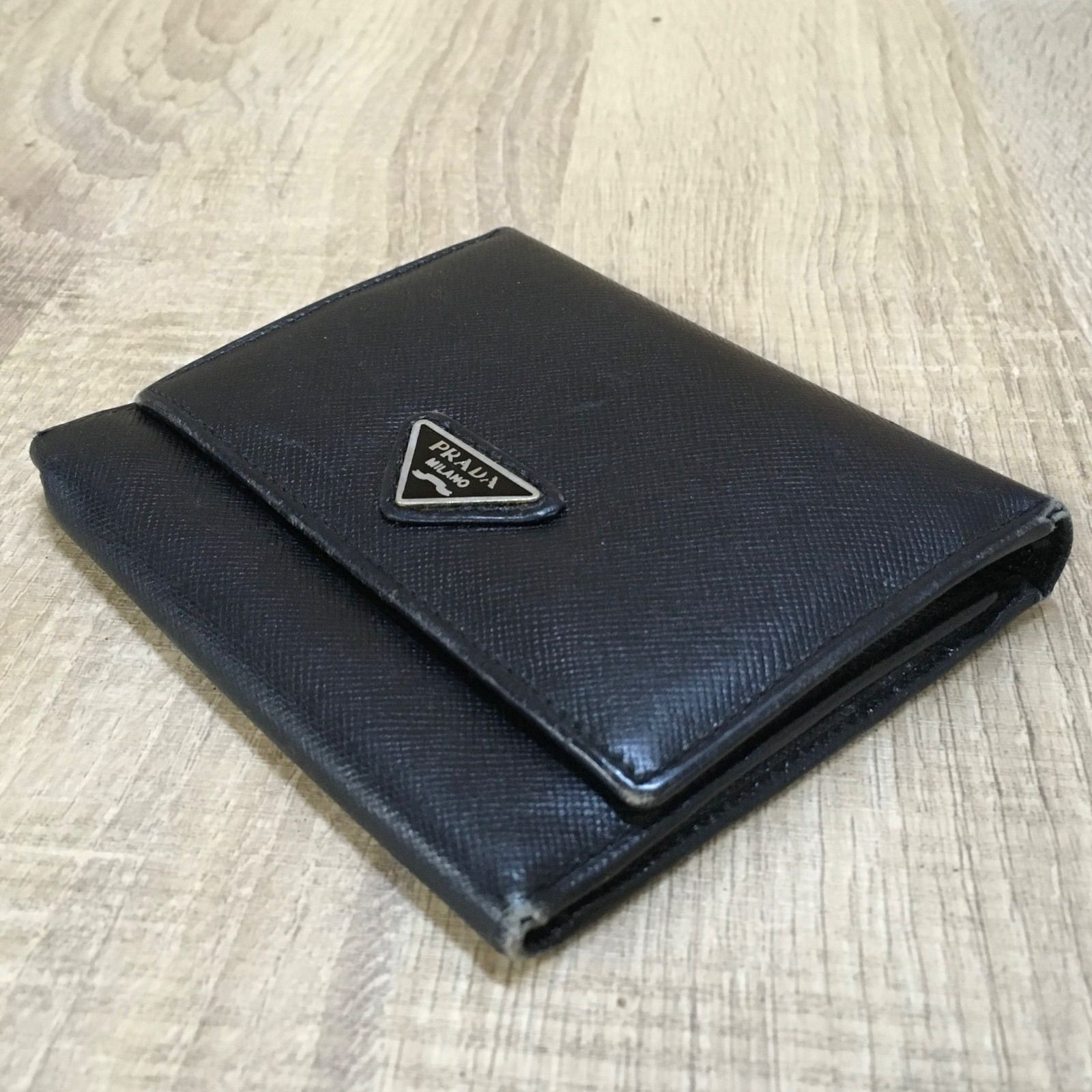 【KS SHOP】PRADA 三つ折り財布 ブラック　認証カードあり KS SHOP様専用】PRADA 三つ折り財布 ブラック 認証カードあり