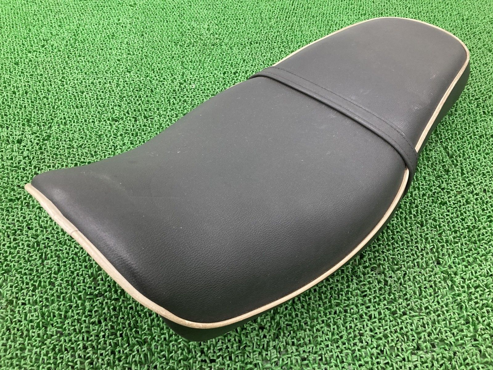 カワサキ（Kawasaki） エストレヤRS シート 53001-1784 純正 