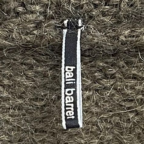 bali barret (バリバレ) アクリルモヘヤニット カーキ フリーサイズ BALI BARRET ニット アクリルモヘアV/N - メルカリ
