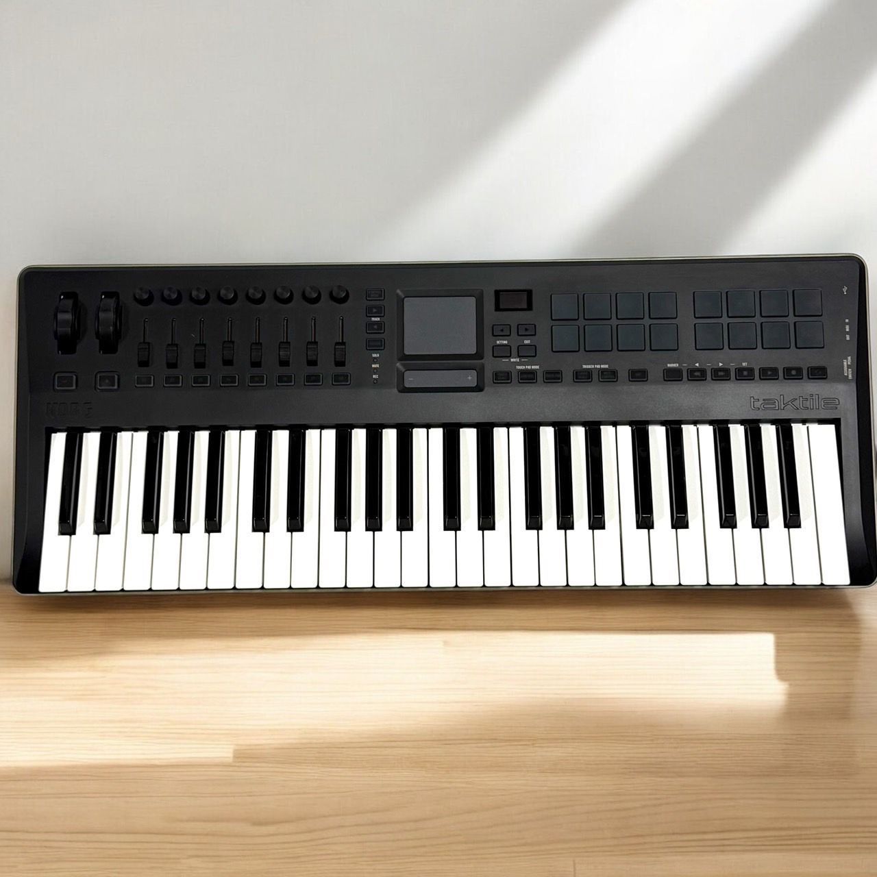 KORG taktile 49鍵 MIDIキーボード taktile - USB CONTROLLER KEYBOARD