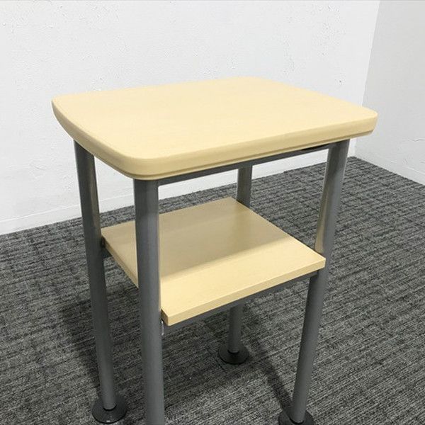 電話台