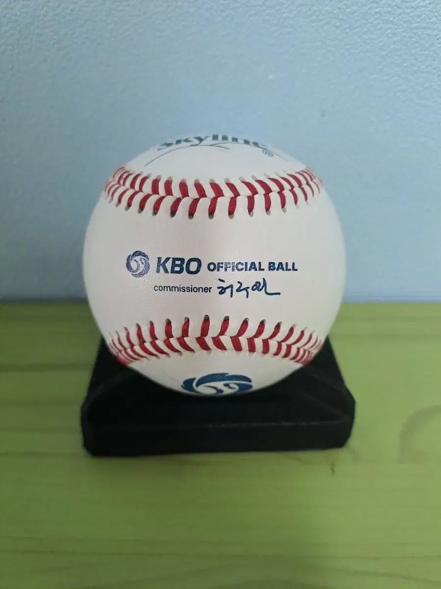 李大浩　イデホ　直筆サイン　ボール ロッテ・ジャイアンツ 李大浩（イ・デホ） 直筆 サインボール