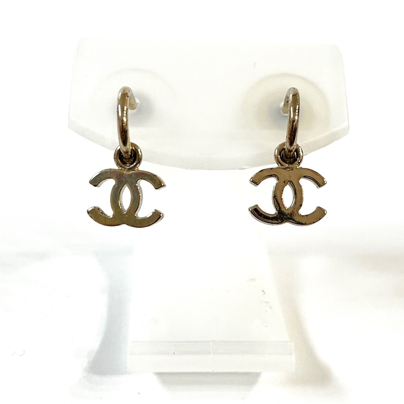 シャネル ピアス フープ ミニ ココマーク スイング シルバー 銀 ロゴ COCO