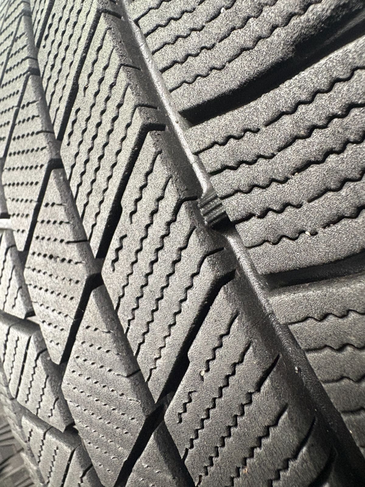 ブリヂストン VRX3