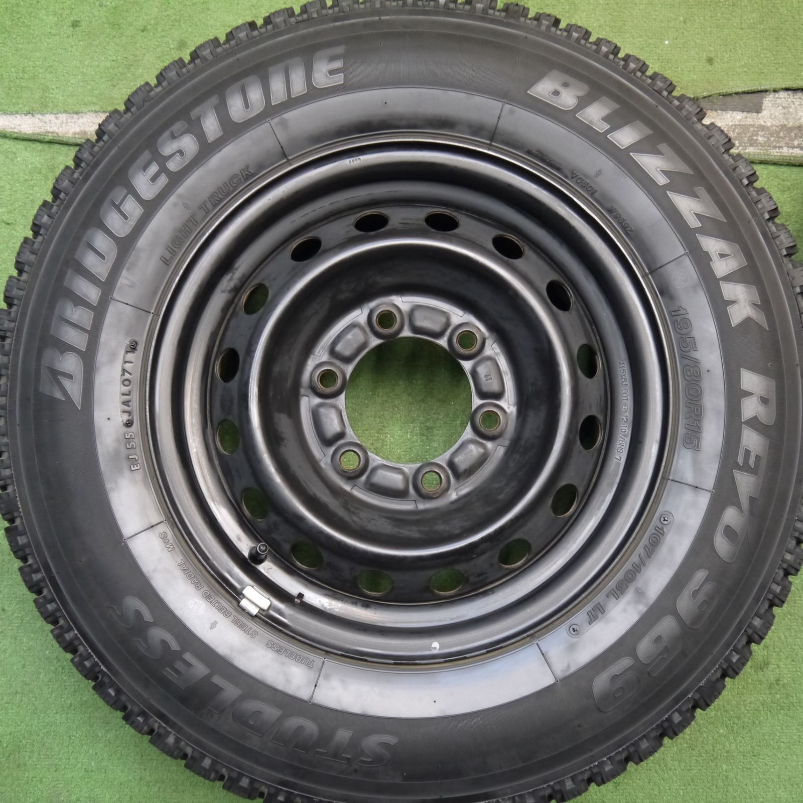 4本価格☆トヨタ ハイエース 純正 スチール 195/80R15 107/105L