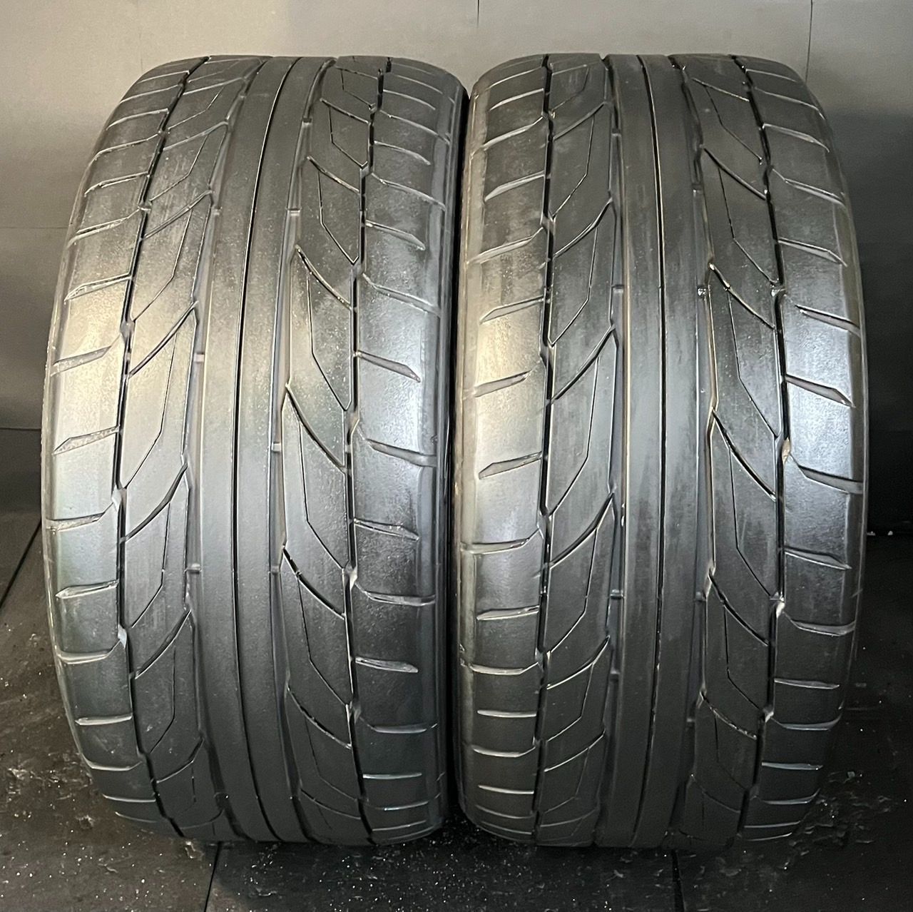 約7分山 ニットー NITTO NT555 G2 275 35R20 2本 h_404