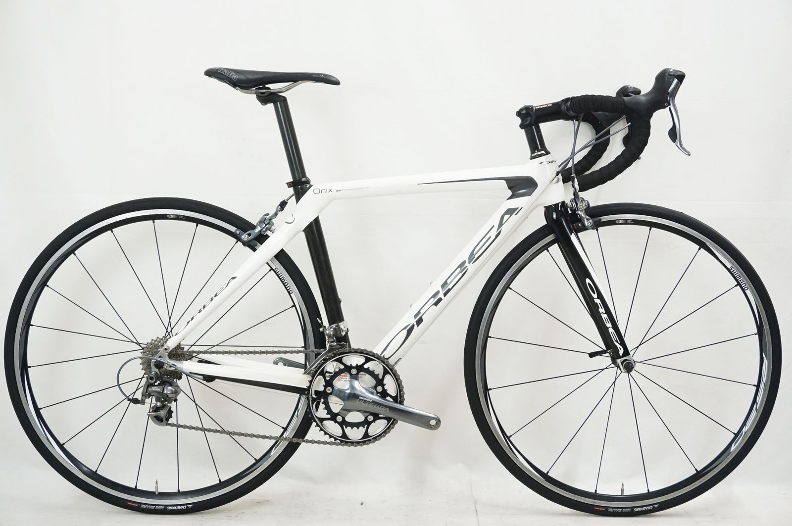 ORBEA ホワイト ロードバイク ORBEA】白く輝く美しいロードバイク