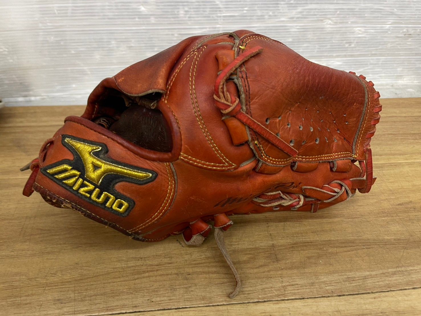 S88174  ミズノ 軟式用 右投げ用 ト グローブ 野球 ビクトリー S88174 MIZUNO グローブ 野球 ミズノ 軟式用 右投げ用 グローブ