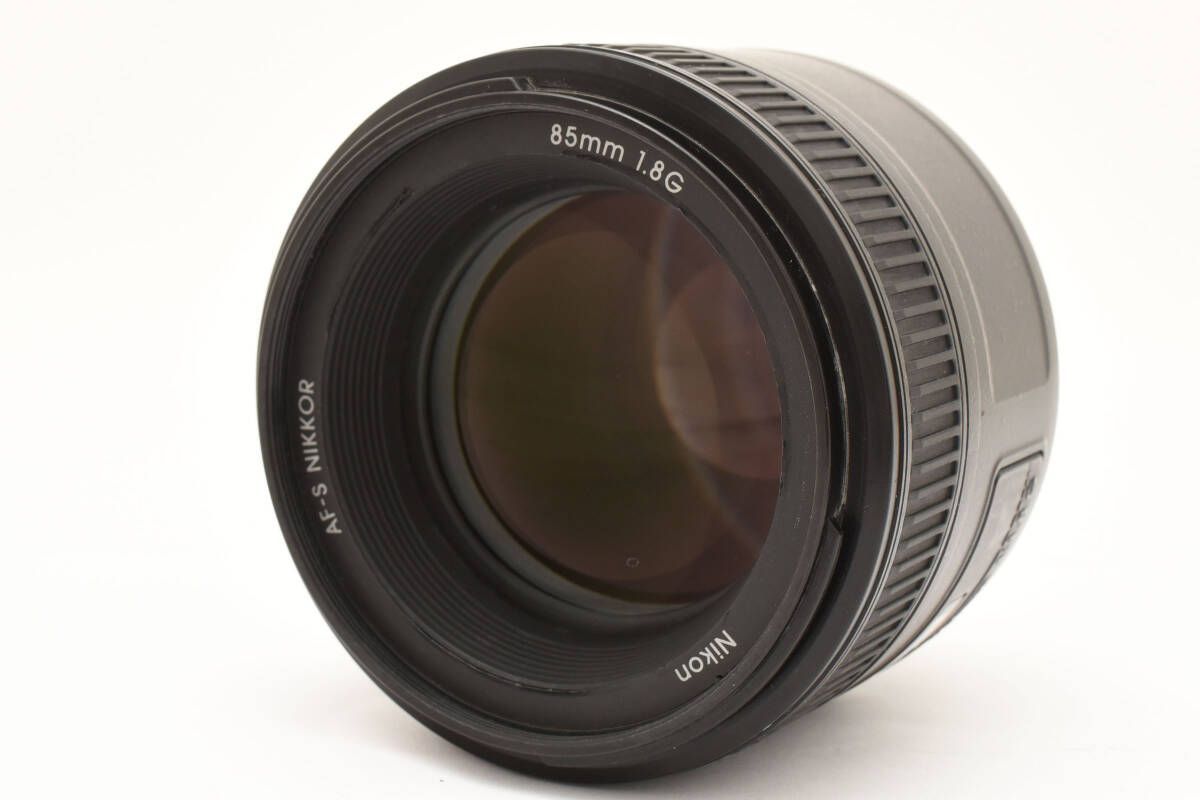 ★極上★ニコン ニッコール Nikon AF-S NIKKOR 28-70mm F2.8 D ED/AF 大口径 レンズ +元箱，フード（HB-19)，専用ポーチ付★1038a903 ☆極上品 Nikon Ai-S NIKKOR 105mm F1.8 単焦点レンズ ニッコール千夜
