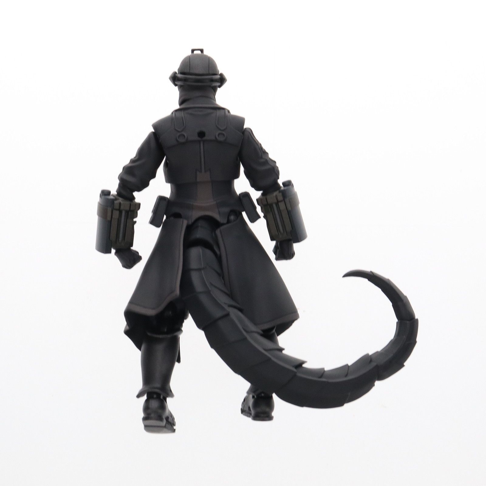 figma メイドインアビス メイドインアビス』ボンドルドのfigmaは、威圧感と人の心を