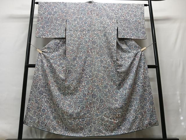ますいわ屋扱い 上質な小紋袷着物 横段花文 金彩 鬼しぼ縮緬