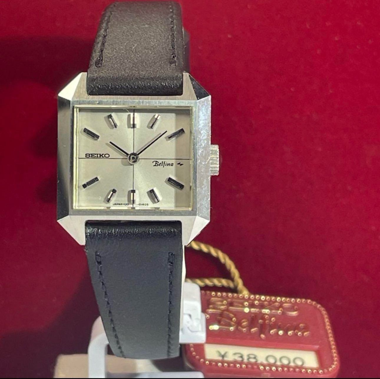 ★未使用保管品 70s SEIKO ベルフィーナ 手巻 純正尾錠 日本製 腕時計 ☆未使用保管品 70s SEIKO ベルフィーナ 手巻 純正尾錠 日本製