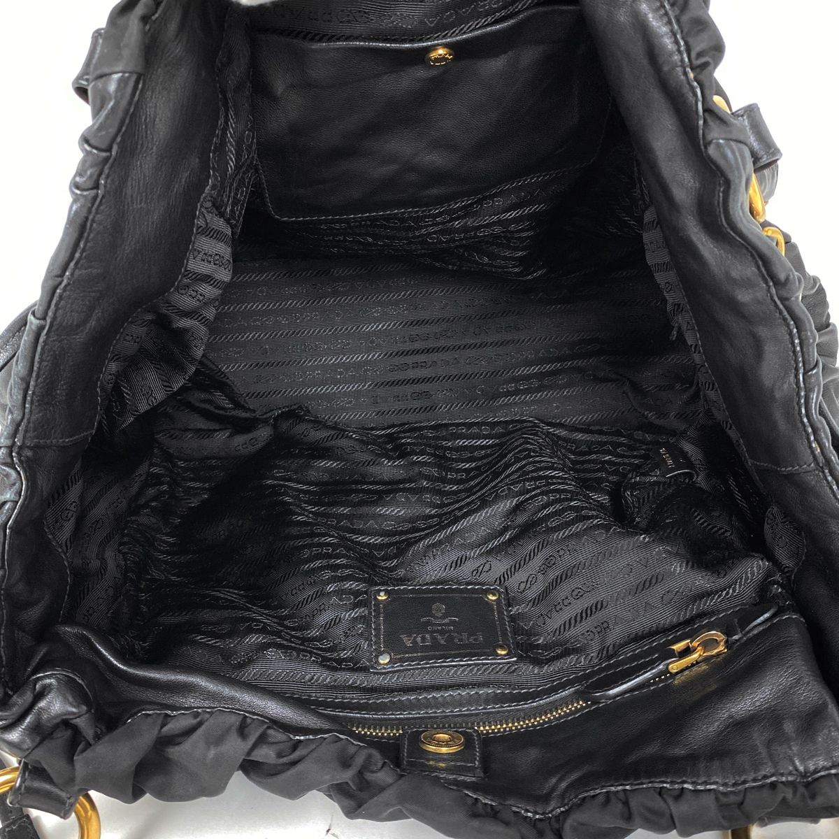 プラダ PRADA ロゴ チェーン ショルダーバッグ ナッパレザー ギャザー