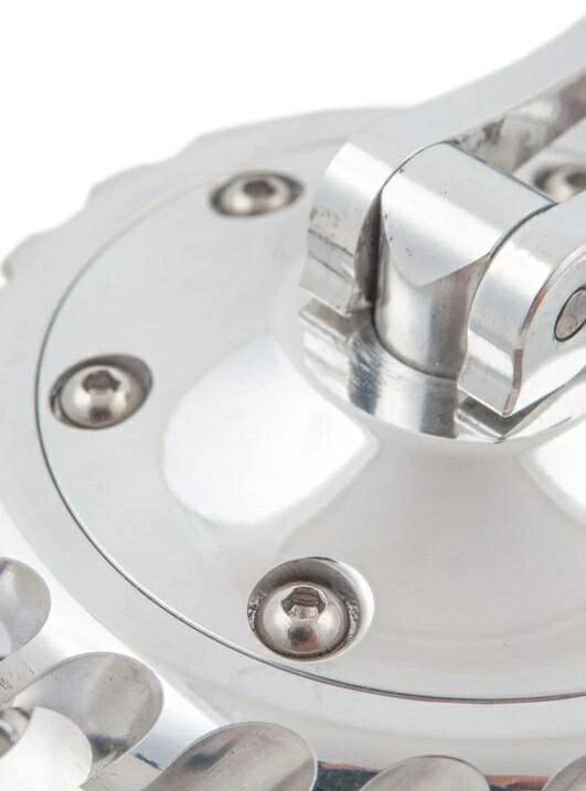 カスタムガスキャップ