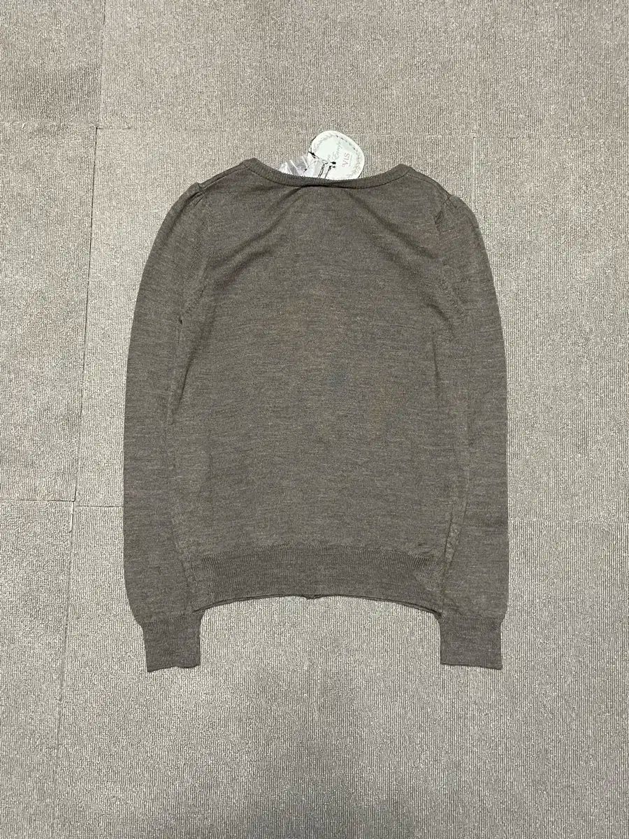 J01562