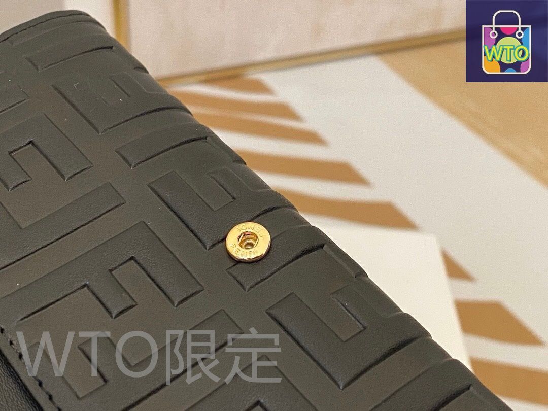 FENDI ショルダーバック ウィメンズ デザイナー ショルダー・クロスボディバッグ | FENDI JP