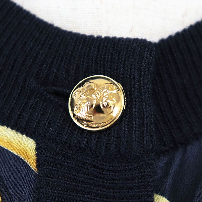 極美品✨サルヴァトーレ フェラガモ カーディガン リバーシブル 金ボタン 黒 美品】Salvatore Ferragamo サルヴァトーレ フェラガモ