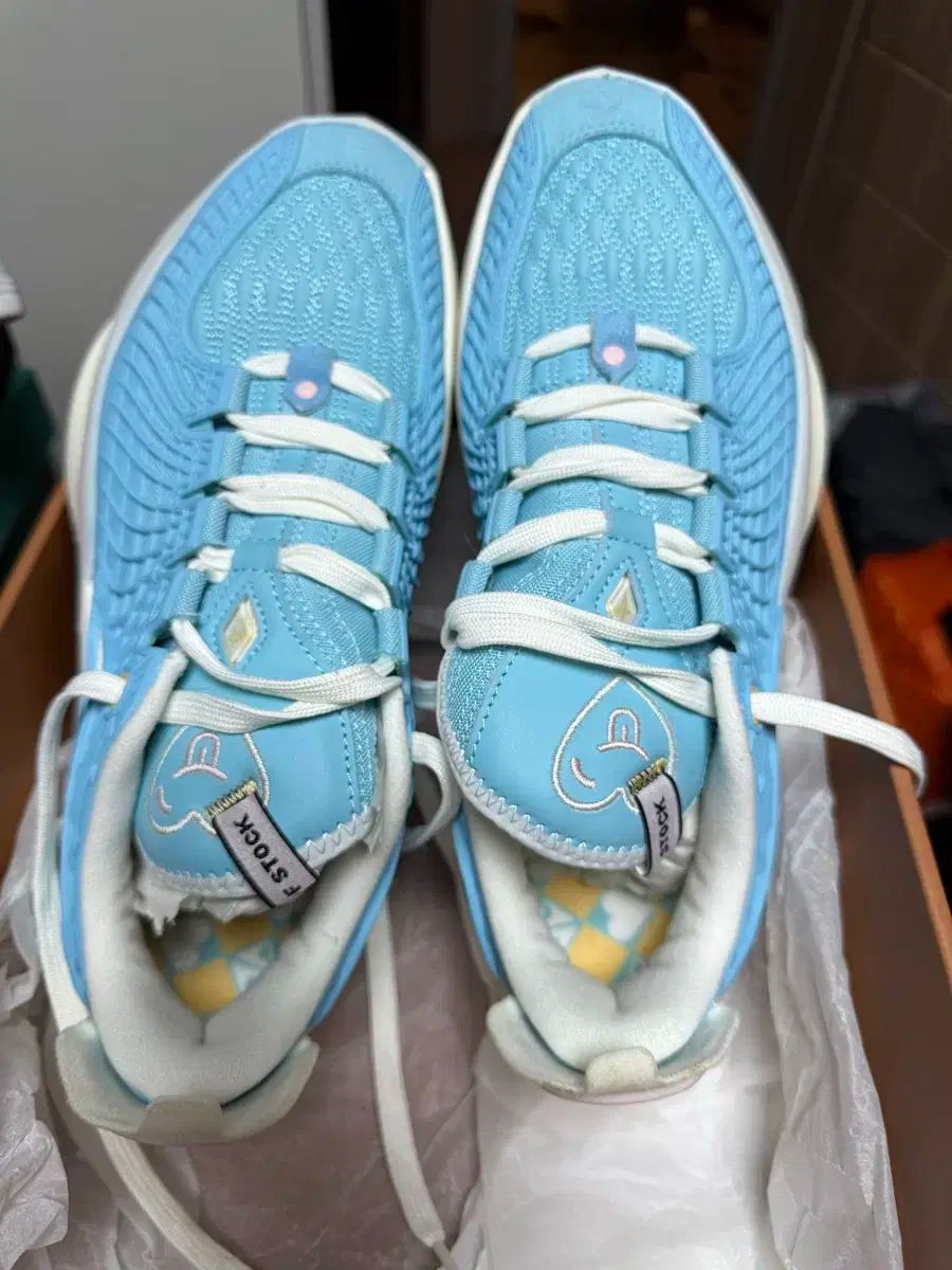 バトラー スカイブルー