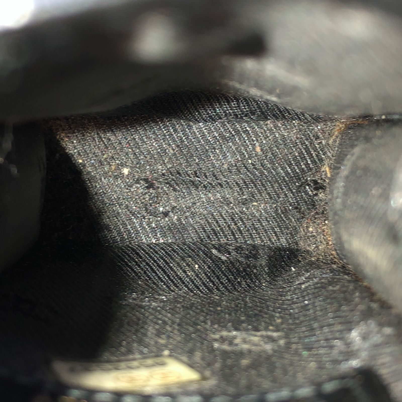 シャネル ポーチ ハンドバッグ ココボタン 黒 コスメ FX225 DECORATOM_COM_BR