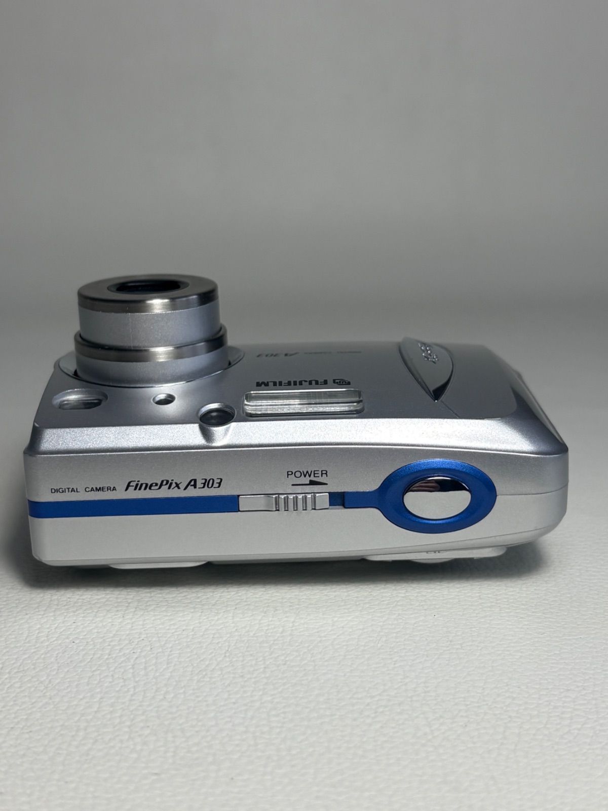 FUJIFILM A303 コンパクトデジタルカメラ 付属品あり動作品 Fujifilm Finepix A303 Digital Camera *Japanese Version Only