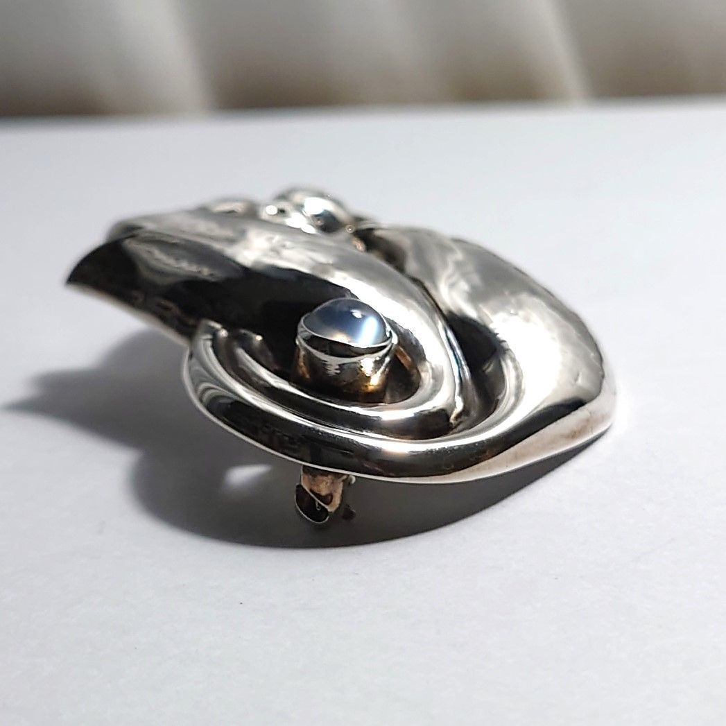 Georg Jensen ジョージジェンセン ブローチ 100C ムーンストーン 箱