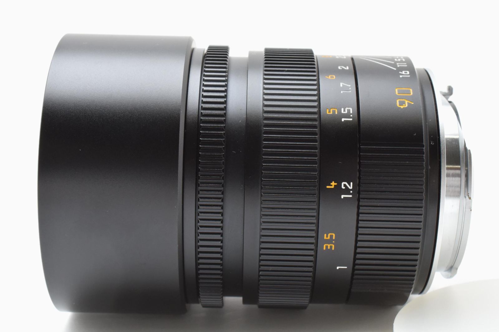 極上品] ライカ ズミクロンM 90mm F2 #2554240A - メルカリ