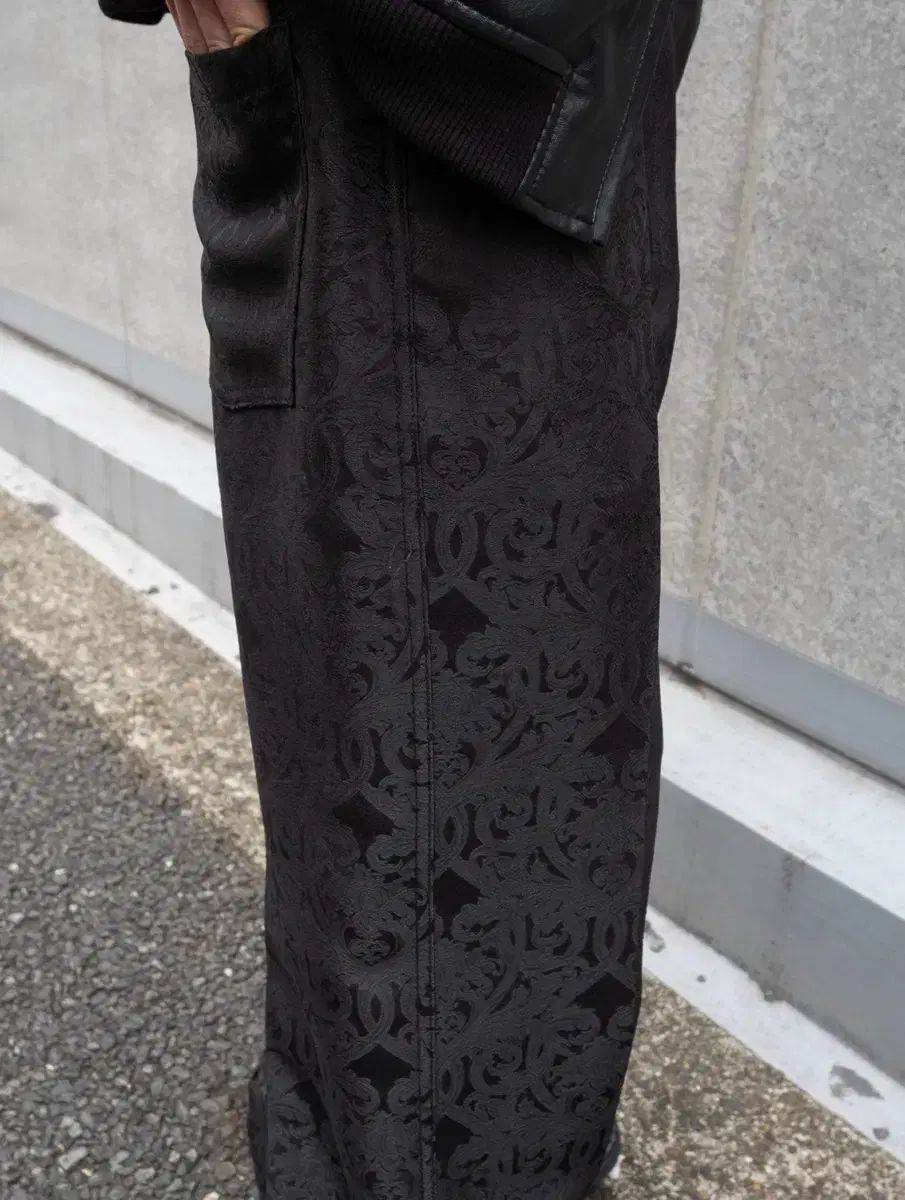 パンツ 黒